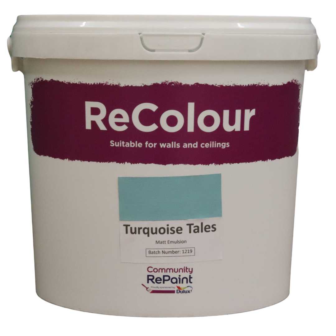 An image of a white 5L paint tub.